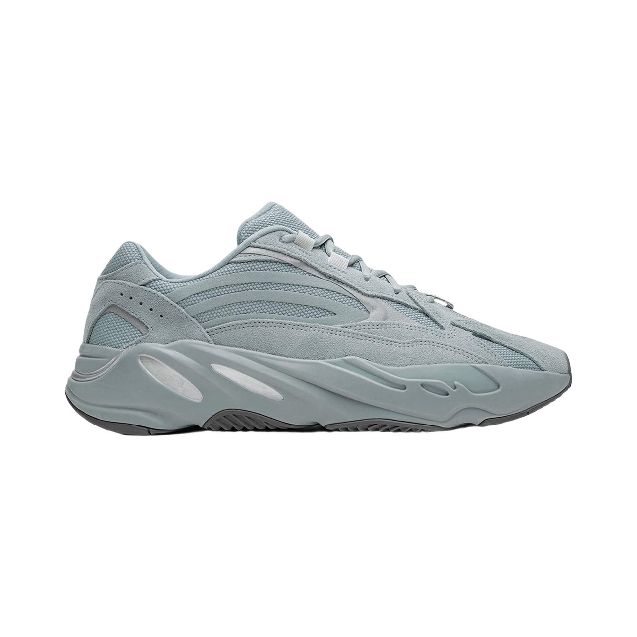 YEEZY BOOST 700 "HOSPITAL BLUE"